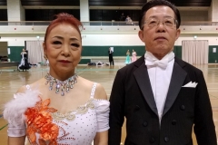 石垣　義一      　石垣　良子